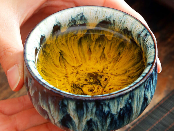 Glaze-changing ceramic tea cup, Gongfu tea cup, tea tasting cup
